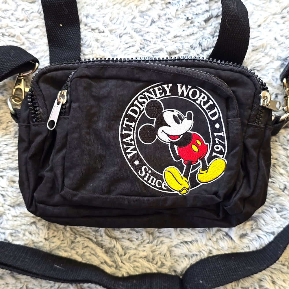 Authentic Disney Parks Original purse/fanny pack